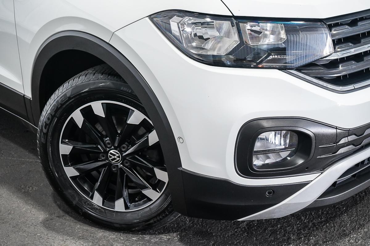 Volkswagen T-cross image 2