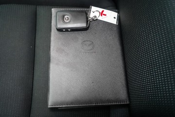 https://dvg-vehicle-assets.s3.amazonaws.com/1203446/5hzttbvbqfoabrk4fevw2e1n4.jpg