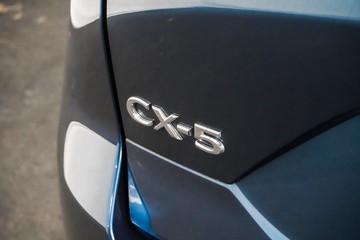 https://dvg-vehicle-assets.s3.amazonaws.com/1203447/bj25h3ofu7p3w73qmjup3a21r.jpg