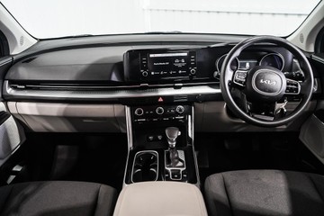 https://dvg-vehicle-assets.s3.amazonaws.com/1203449/1drwwchkxbbjgilv1bmxol49r.jpg