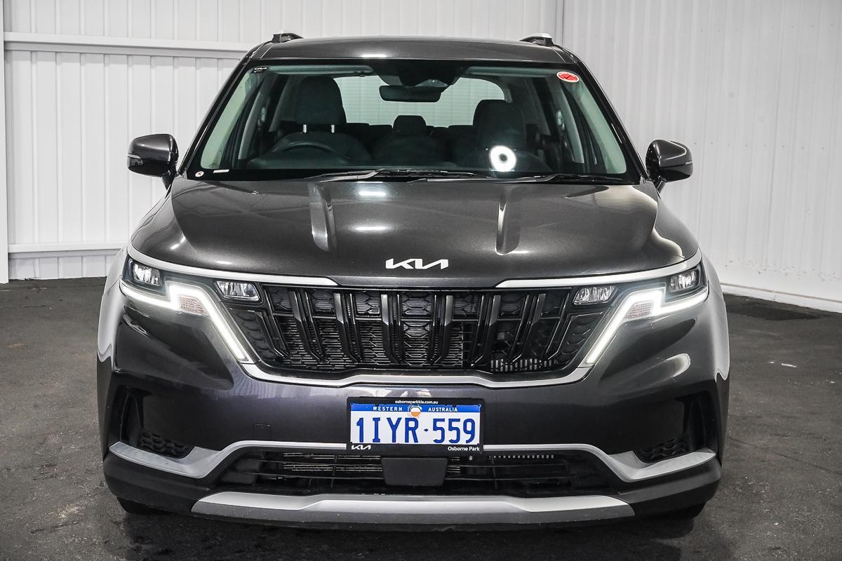 Kia Carnival image 3