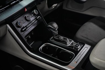 https://dvg-vehicle-assets.s3.amazonaws.com/1203449/6vu63vq86j62st8glw4v5c3c5.jpg