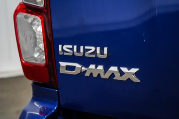 https://dvg-vehicle-assets.s3.amazonaws.com/1203462/9q8z1uni0lnpv132tbyy9bgsv.jpg
