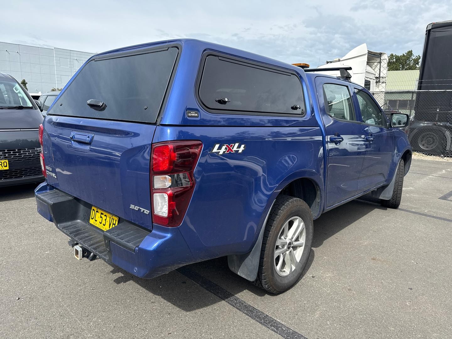 Isuzu D-max image 2