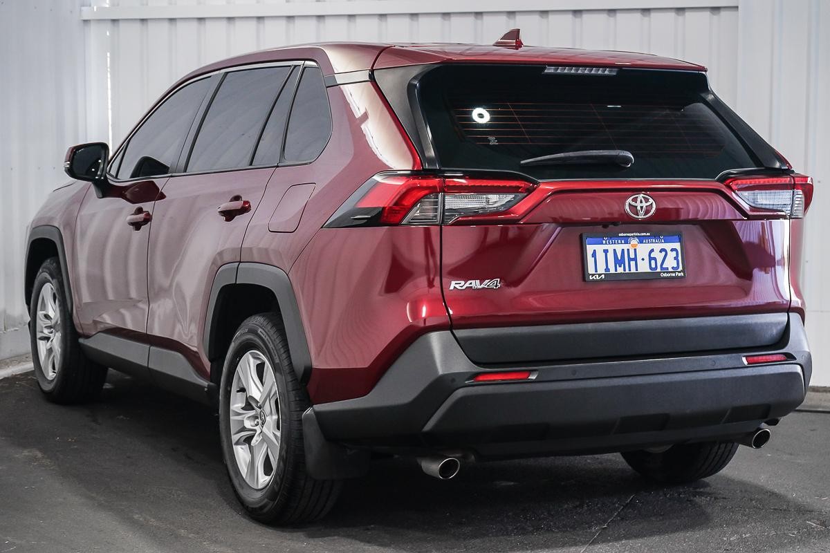 Toyota Rav4 image 4