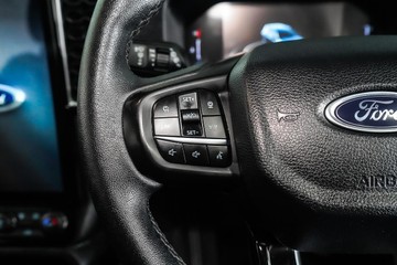 https://dvg-vehicle-assets.s3.amazonaws.com/1203473/5se9ksiwmwaqlunt9vsaivi2y.jpg