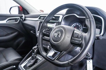 https://dvg-vehicle-assets.s3.amazonaws.com/1203485/7qfdrfhg5iuy40kcm3a4cu987.jpg