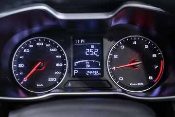 https://dvg-vehicle-assets.s3.amazonaws.com/1203485/7xi9mnklruefrglg52c0k2td8.jpg