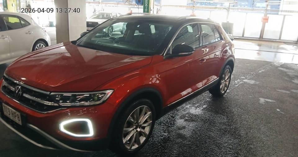 Volkswagen T-roc image 1