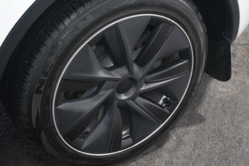 https://dvg-vehicle-assets.s3.amazonaws.com/1203497/9yw83qwkqqmp7x042utsxya8z.jpg