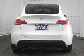 https://dvg-vehicle-assets.s3.amazonaws.com/1203497/eq7ptxr3oksxvqsbpkvnr8ov.jpg
