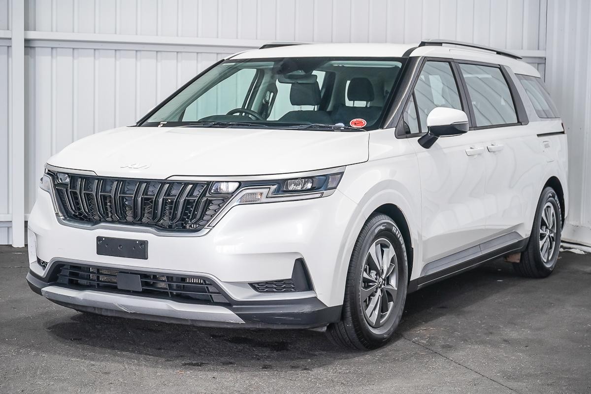 Kia Carnival image 4