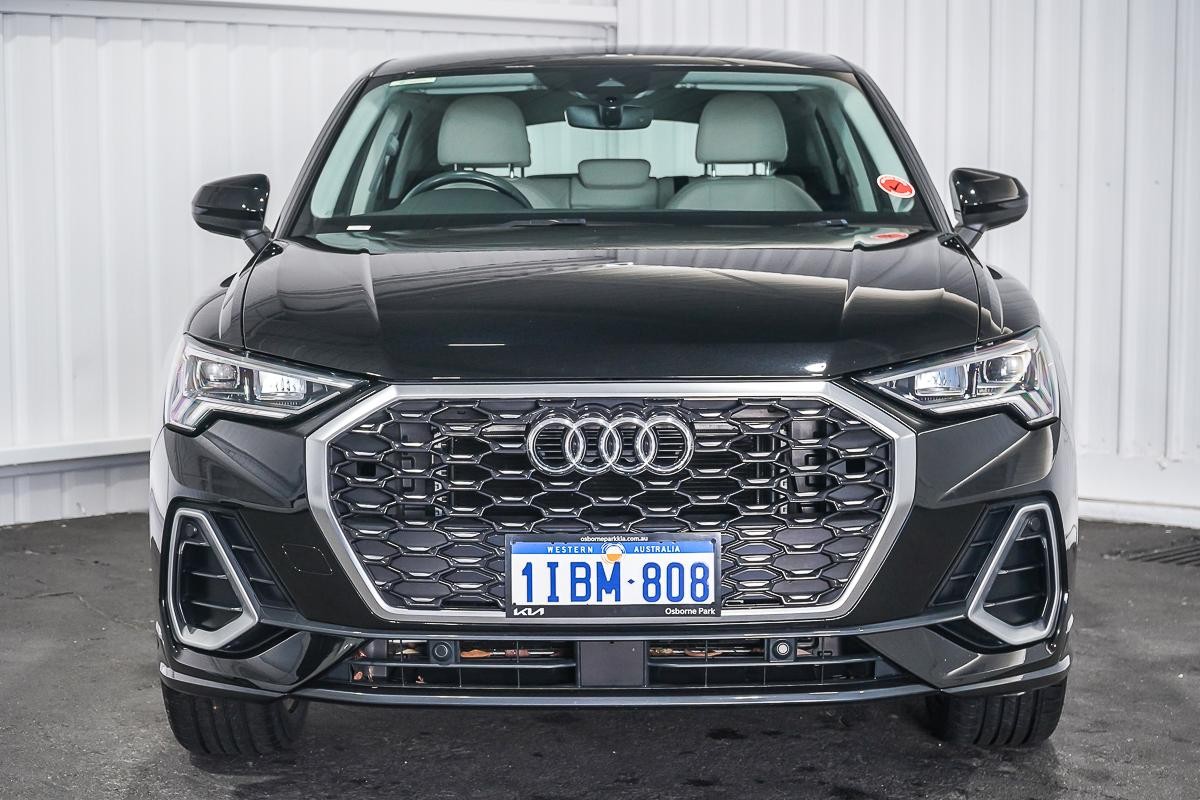 Audi Q3 image 3