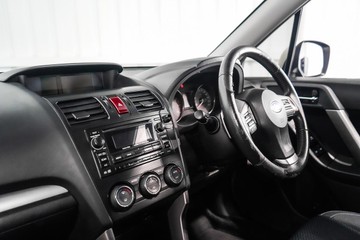 https://dvg-vehicle-assets.s3.amazonaws.com/1203512/eegtq5y457xjyuqav8etb4k00.jpg