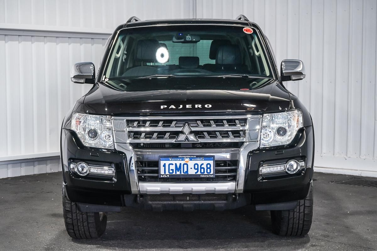 Mitsubishi Pajero image 3