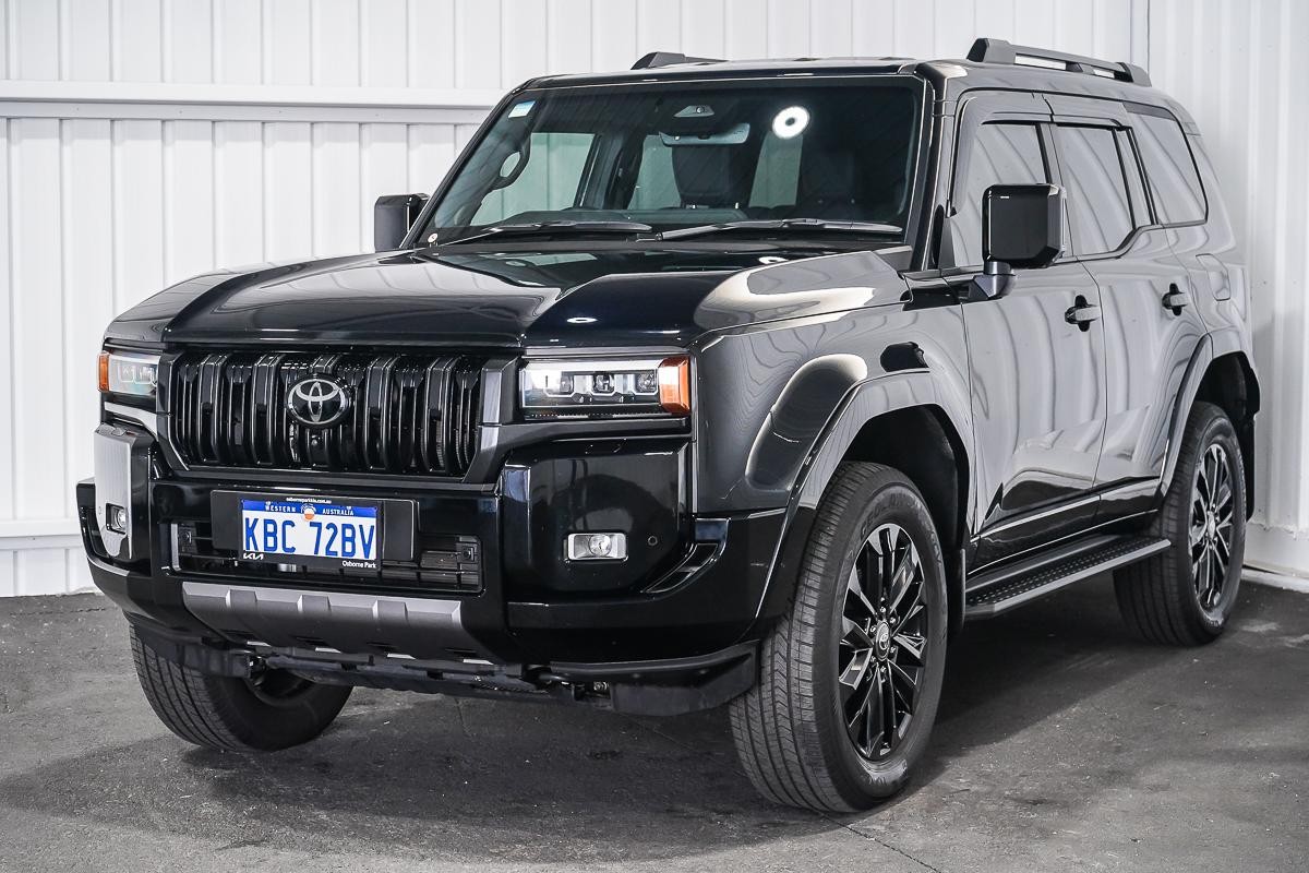 Toyota Landcruiser Prado image 4