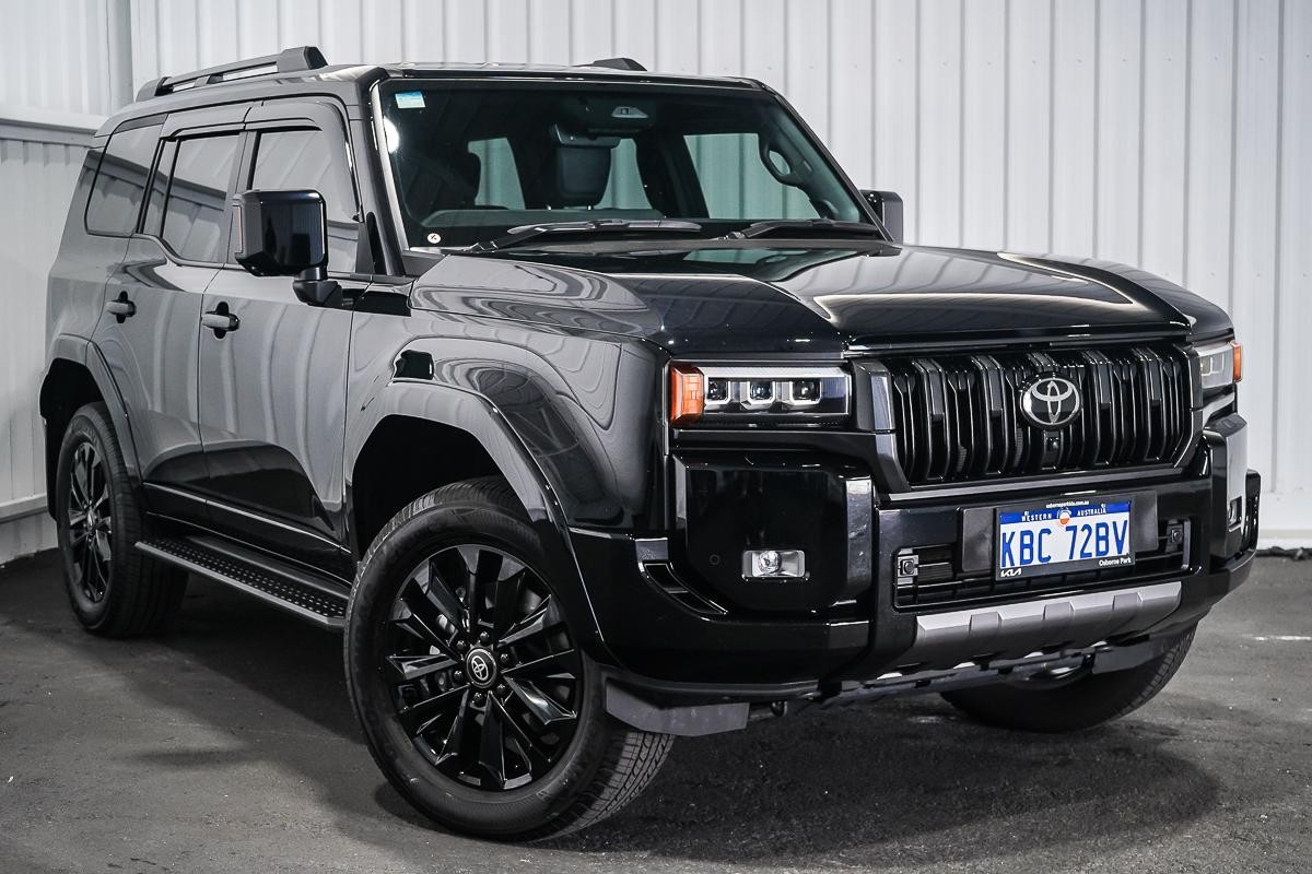 Toyota Landcruiser Prado image 1