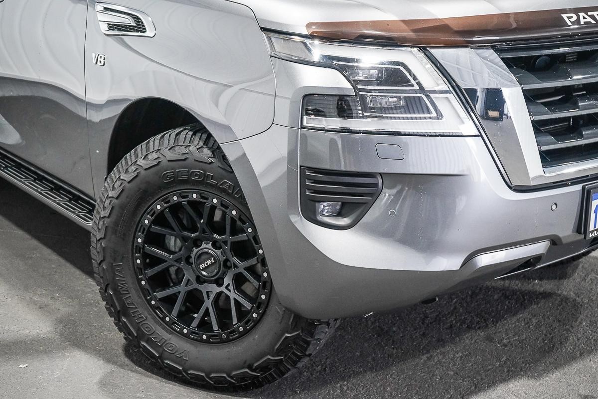 Nissan Patrol image 2