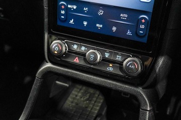 https://dvg-vehicle-assets.s3.amazonaws.com/1203529/dpdsf5uriqhts3fjmavbgq4np.jpg