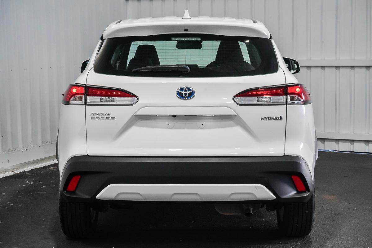 Toyota Corolla Cross image 4