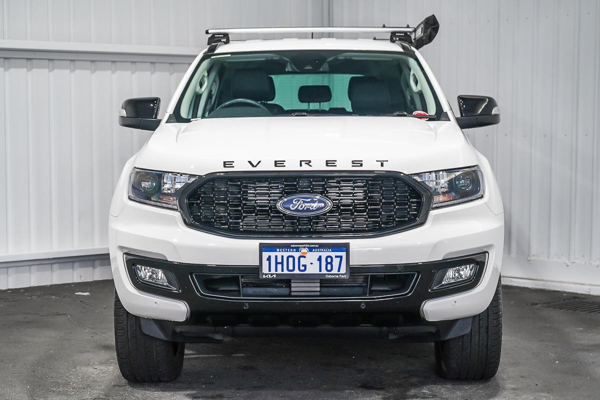 Ford Everest image 2