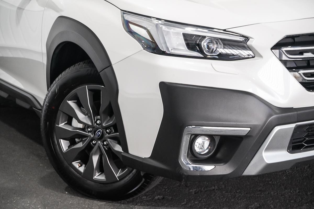 Subaru Outback image 2