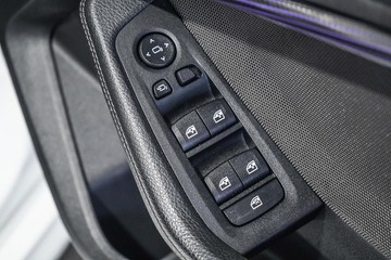 https://dvg-vehicle-assets.s3.amazonaws.com/1203561/bbpg4oxf0bash1g35duz8gx5s.jpg