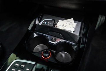 https://dvg-vehicle-assets.s3.amazonaws.com/1203563/ddapcjg96cxeu0376bf85hr0a.jpg