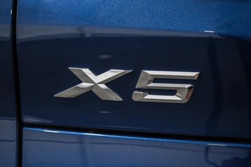 https://dvg-vehicle-assets.s3.amazonaws.com/1203564/8czx46j5ay8ip02ncrr0u2khs.jpg