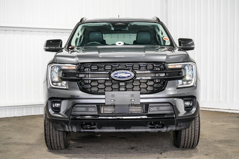 Ford Everest image 3