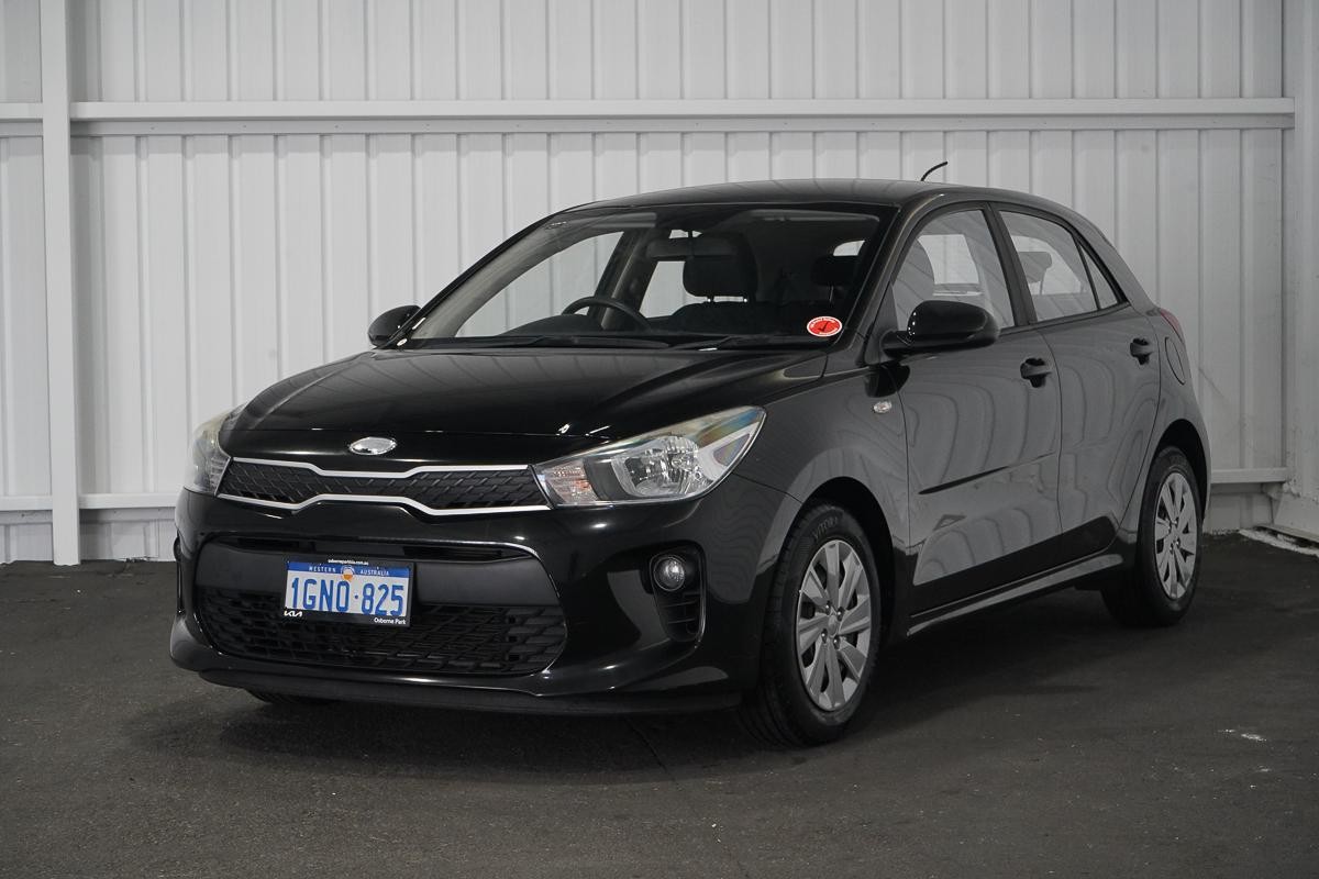 Kia Rio image 4