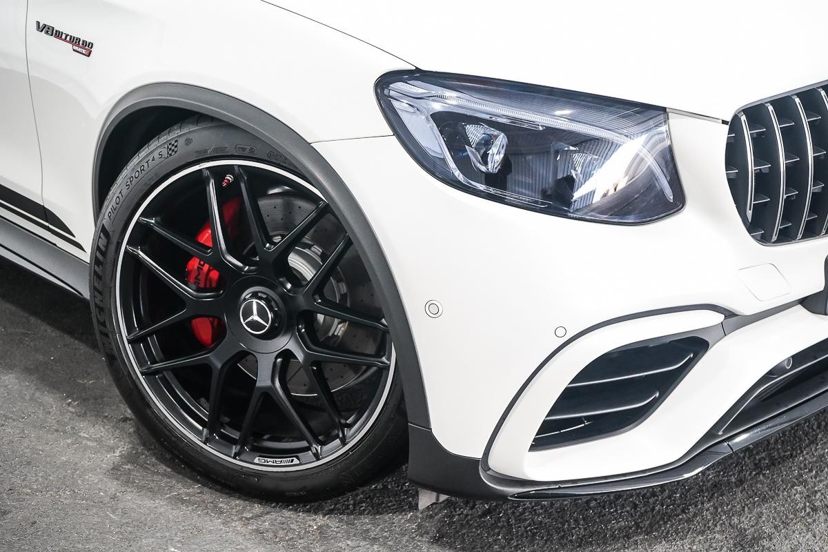 Mercedes Benz Glc-class image 2