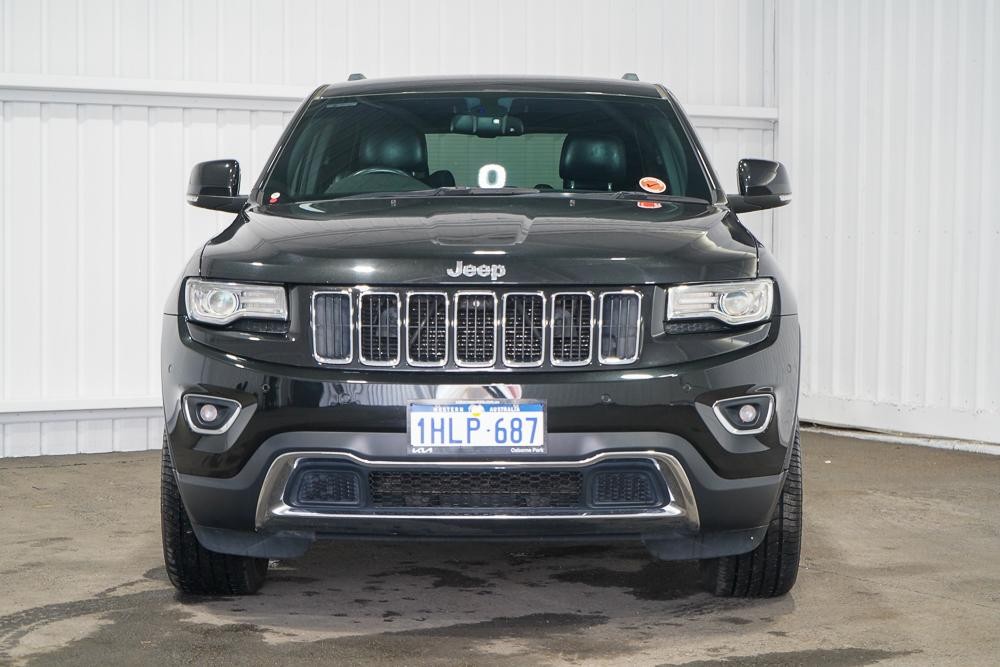 Jeep Grand Cherokee image 3