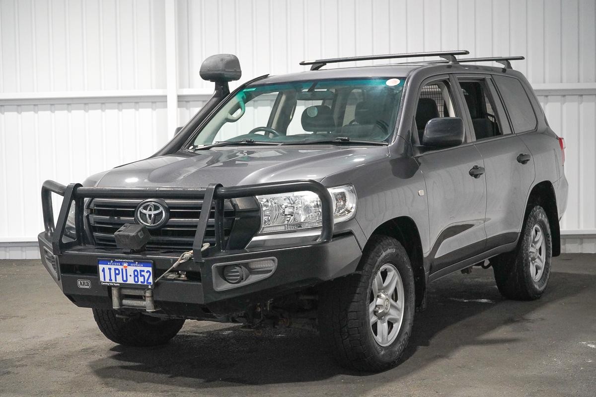 Toyota Landcruiser image 4