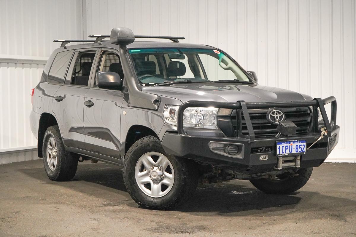 Toyota Landcruiser image 1