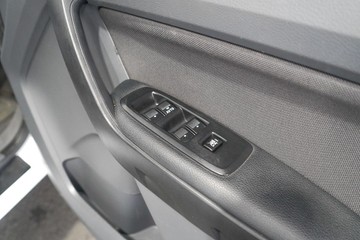 https://dvg-vehicle-assets.s3.amazonaws.com/1203600/9kv7u82lsctc9vuzpzvxqnrf3.jpg