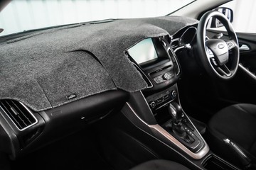 https://dvg-vehicle-assets.s3.amazonaws.com/1203604/e9yllq4r167u11gyfw3v97uny.jpg