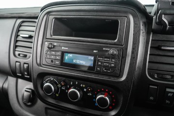 https://dvg-vehicle-assets.s3.amazonaws.com/1203612/1y8bg0iu3trsjnl308a060u6g.jpg