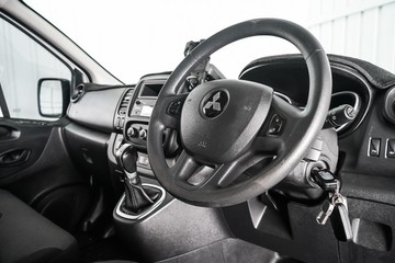 https://dvg-vehicle-assets.s3.amazonaws.com/1203612/e8phff4ubar8tfurzad7k74d5.jpg