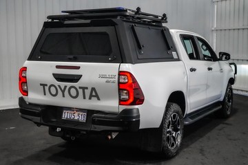 https://dvg-vehicle-assets.s3.amazonaws.com/1203613/8z6teezjpp9yzifuvcnun49kx.jpg