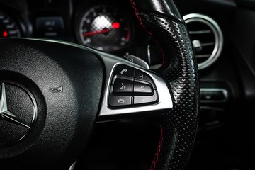 https://dvg-vehicle-assets.s3.amazonaws.com/1203619/3typ3pl4muatp0j3i6vxp5whu.jpg