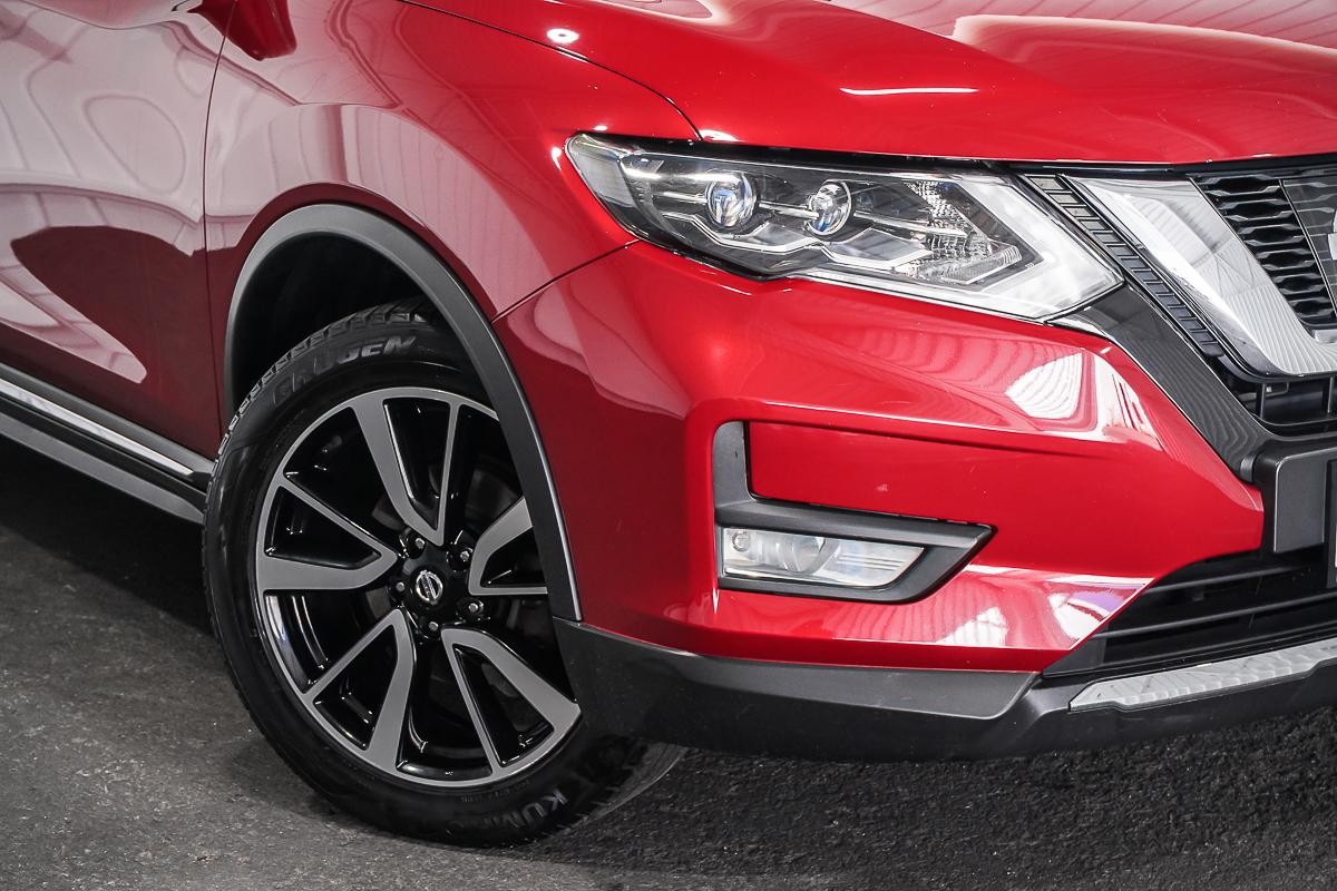 Nissan X-trail image 2