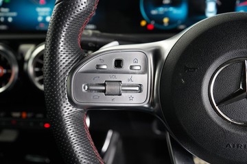 https://dvg-vehicle-assets.s3.amazonaws.com/1203648/9lmxxhm1gk0sy0p9jnuf4q3du.jpg