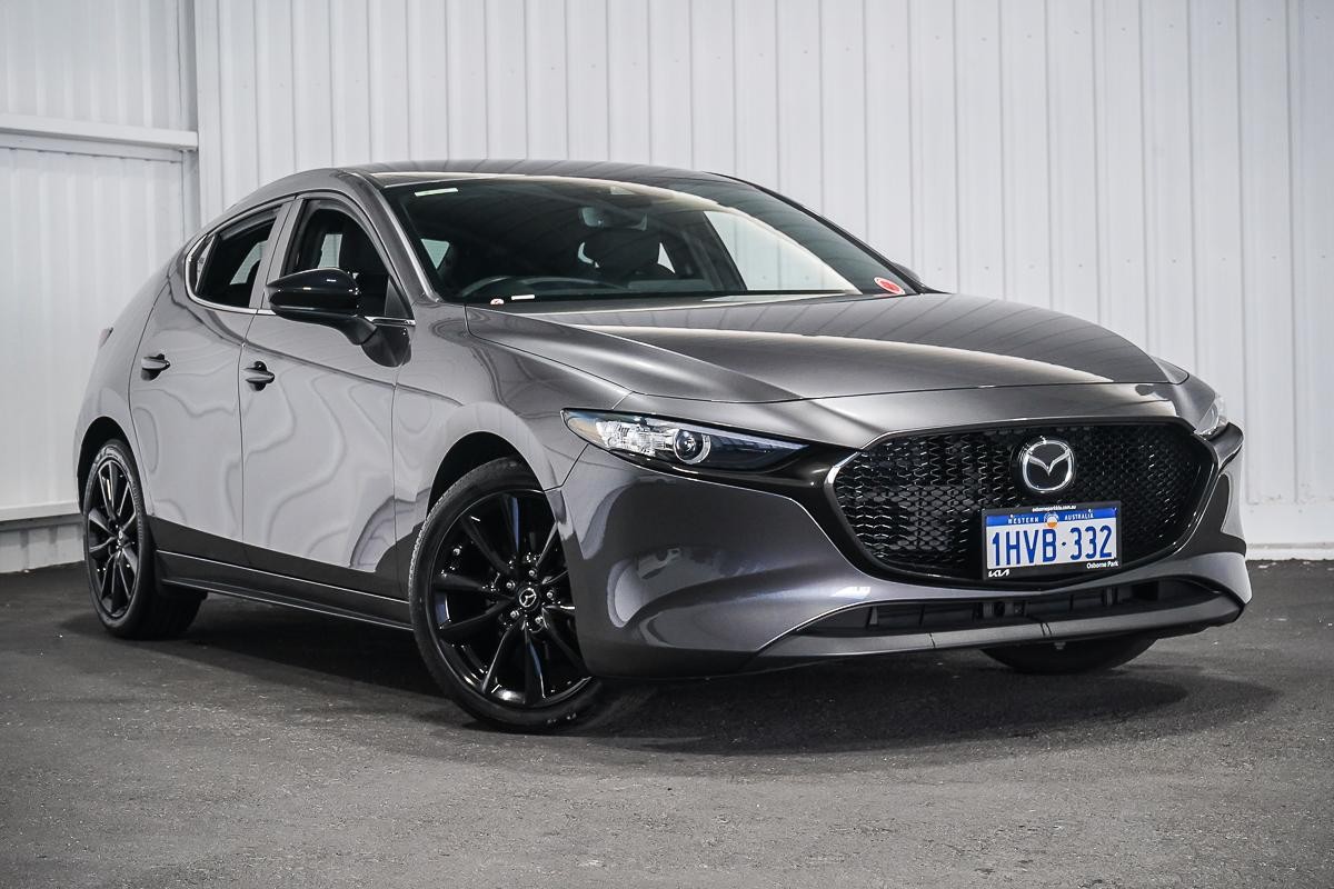 Mazda 3 image 1