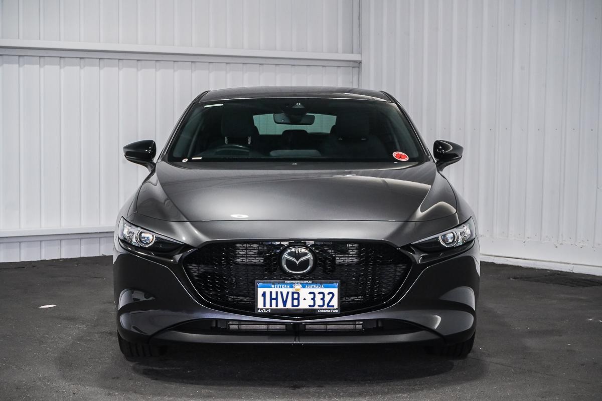 Mazda 3 image 3