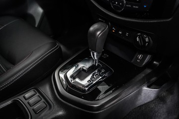 https://dvg-vehicle-assets.s3.amazonaws.com/1203656/4g76tj8fxh3a540uhph1n01js.jpg