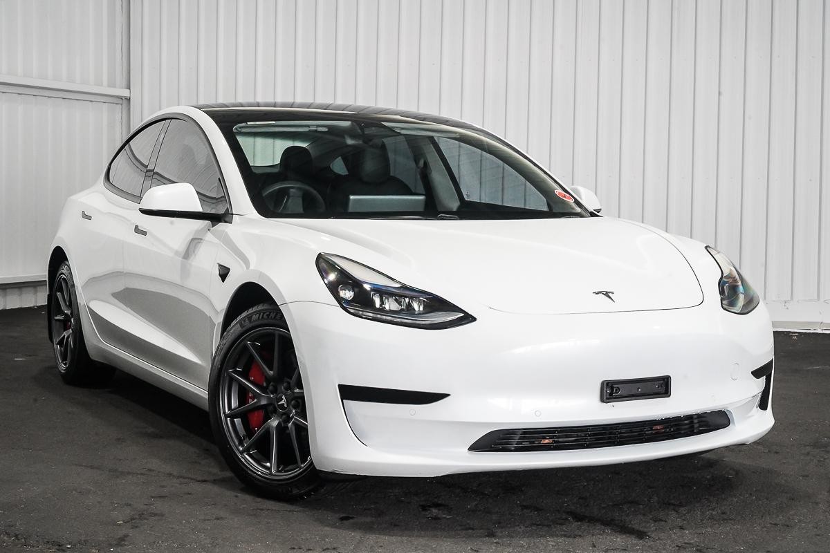 Tesla Model 3 image 1