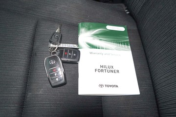 https://dvg-vehicle-assets.s3.amazonaws.com/1203685/6s6yk3vcjpq7ff9leuihs7lgp.jpg