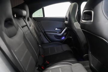 https://dvg-vehicle-assets.s3.amazonaws.com/1203686/cj7fc5tsopchaebwu45sxpnwe.jpg