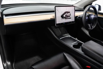 https://dvg-vehicle-assets.s3.amazonaws.com/1203688/8r0wx83lojk9vvbprld69q822.jpg